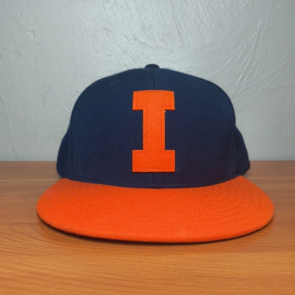 NCAA Illinois Fighting Illini Adidas Snapback Flat Visor Flex Cap Hat